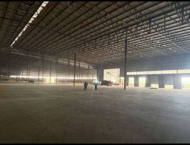 29,677M² WAREHOUSE TO LET IN PROSPECTON INDUSTRIAL